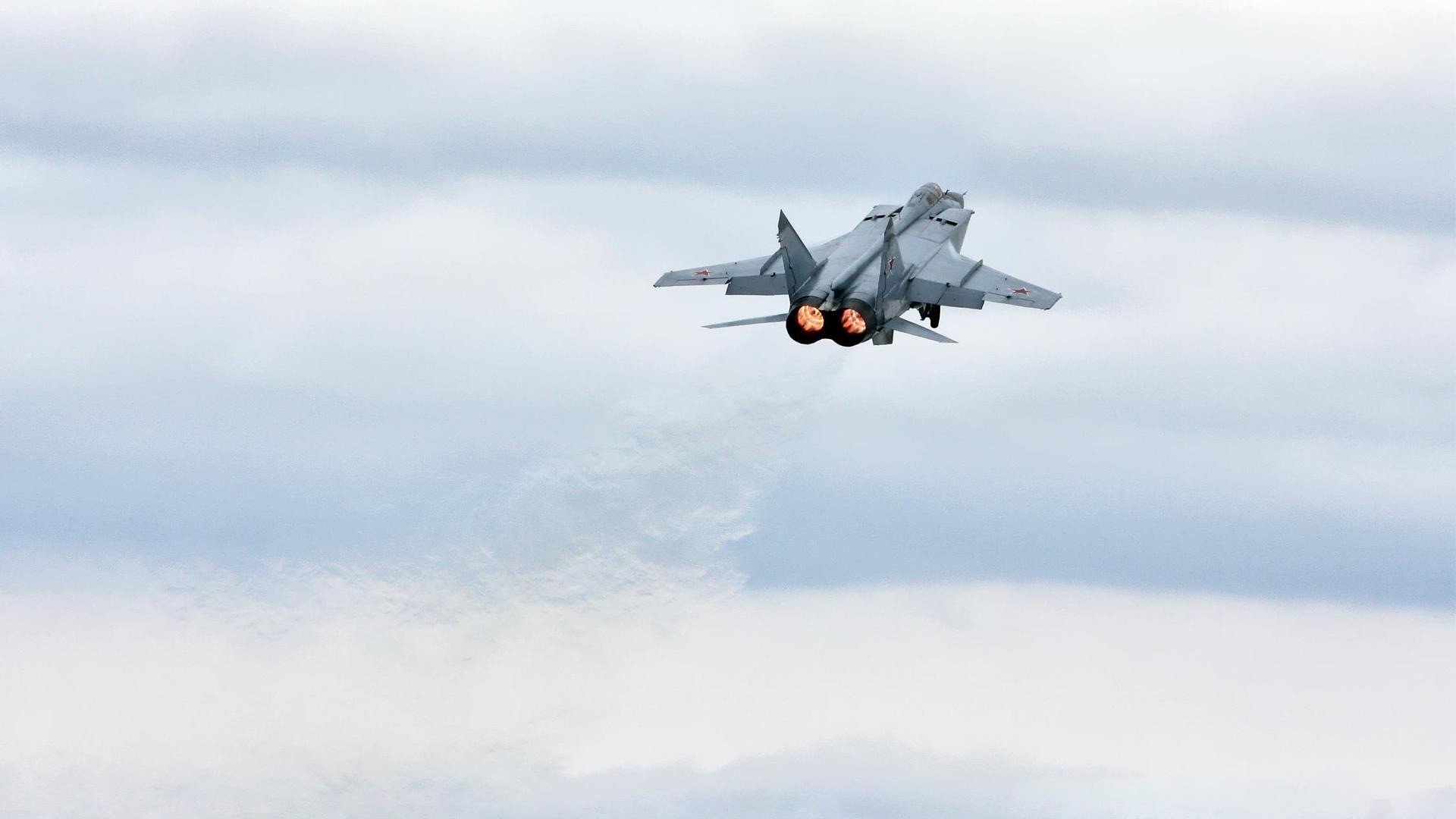 中国青年队晋级亚洲杯 球员评分引热议，中国足球亚青赛