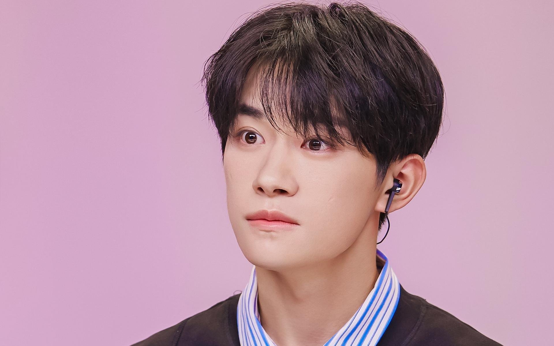 换人节奏是否依据对手战术变化动态调控，换人是啥