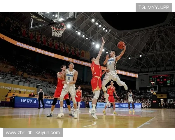 CBA广厦外线突然爆发,连续得分引发观众沸腾