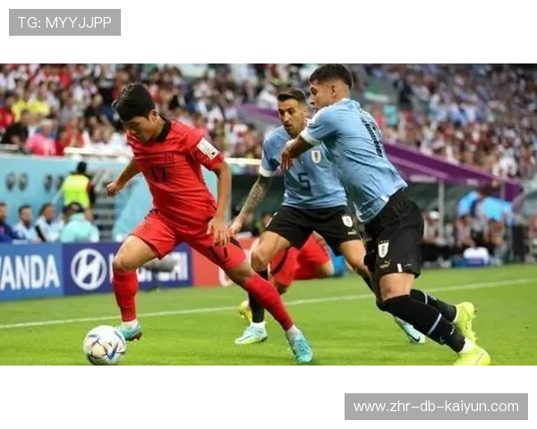 俄罗斯篮球赛事激烈对抗,球迷热情高涨,俄罗斯篮球联赛水平